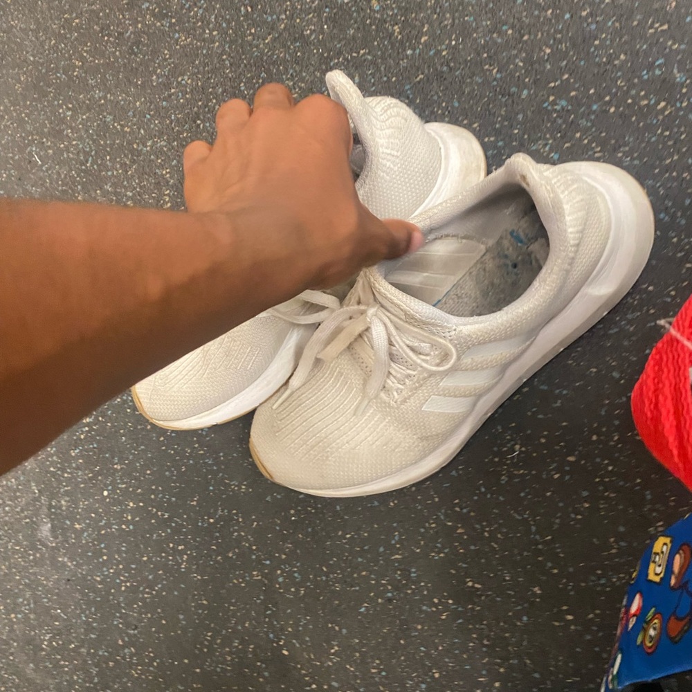 White adidas cheap - Picture 2 of 4